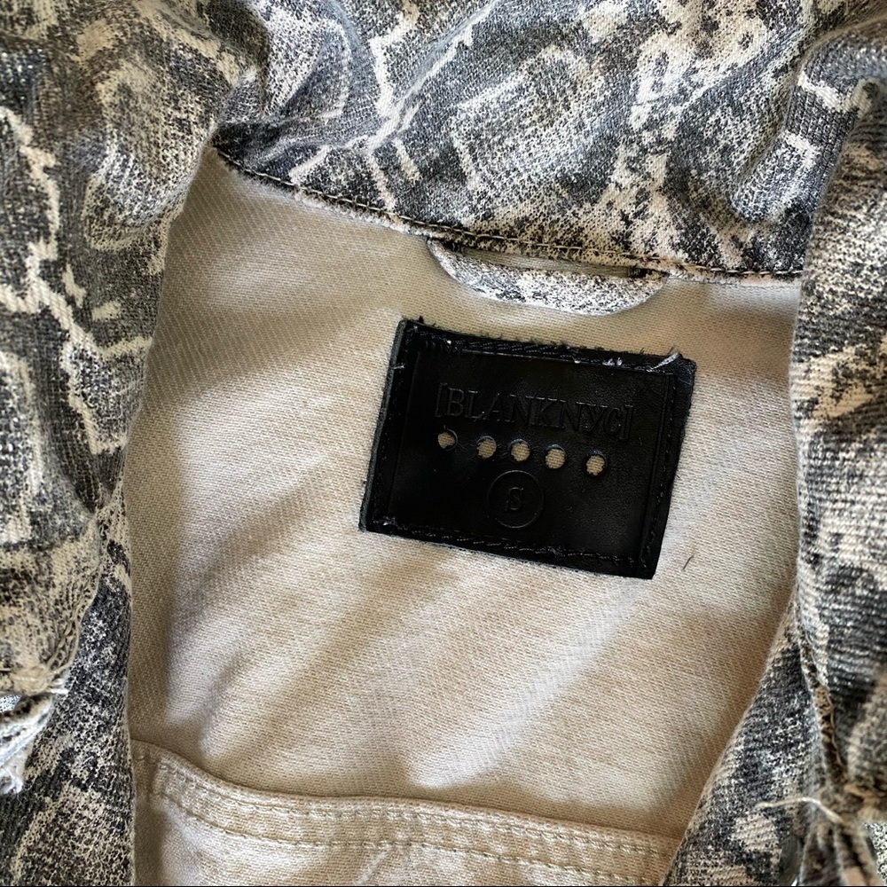 BLANKNYC | Snake print denim jacket - Picture 4 of 7